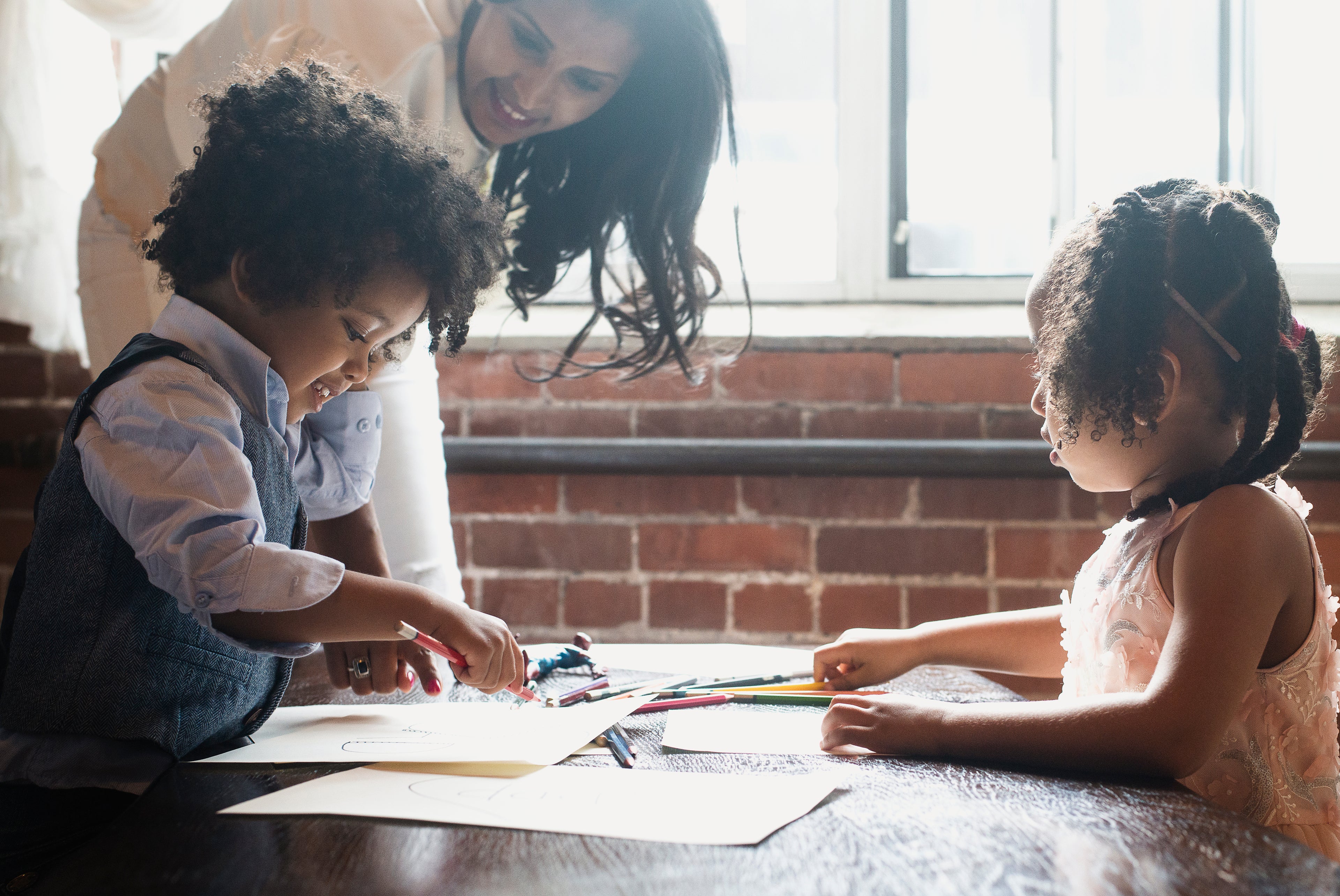 Eager Kinder™ - kids-coloring-with-mom